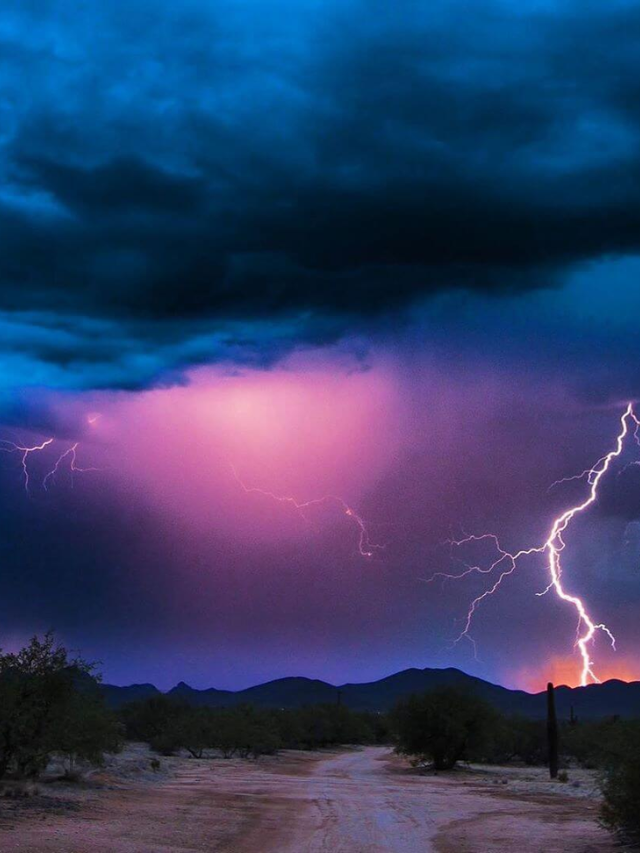 Monsoon Travel Tips: बारिश में यात्रा के 9 जरूरी सुझाव